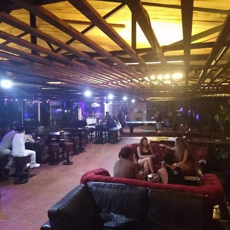 Hanoi Rocks Hostel Dış mekan fotoğraf